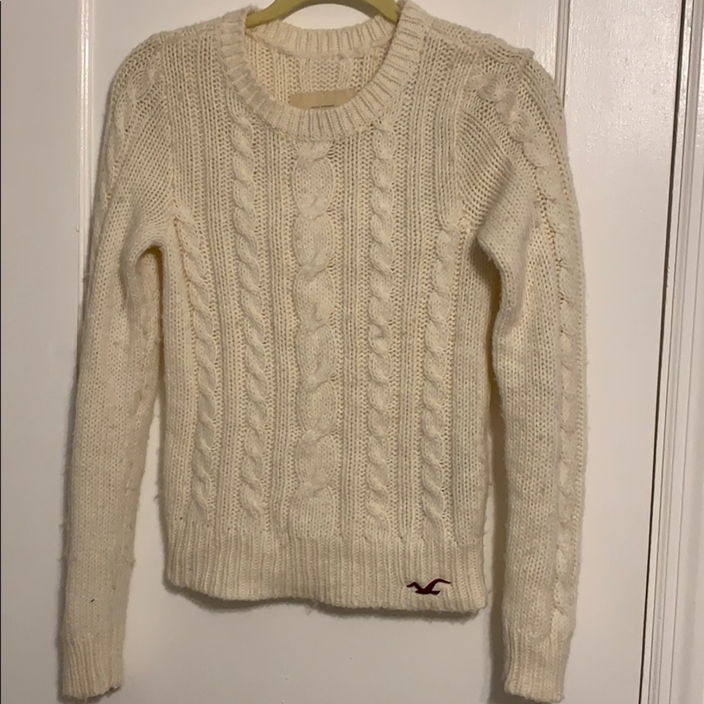 Cream Hollister sweater